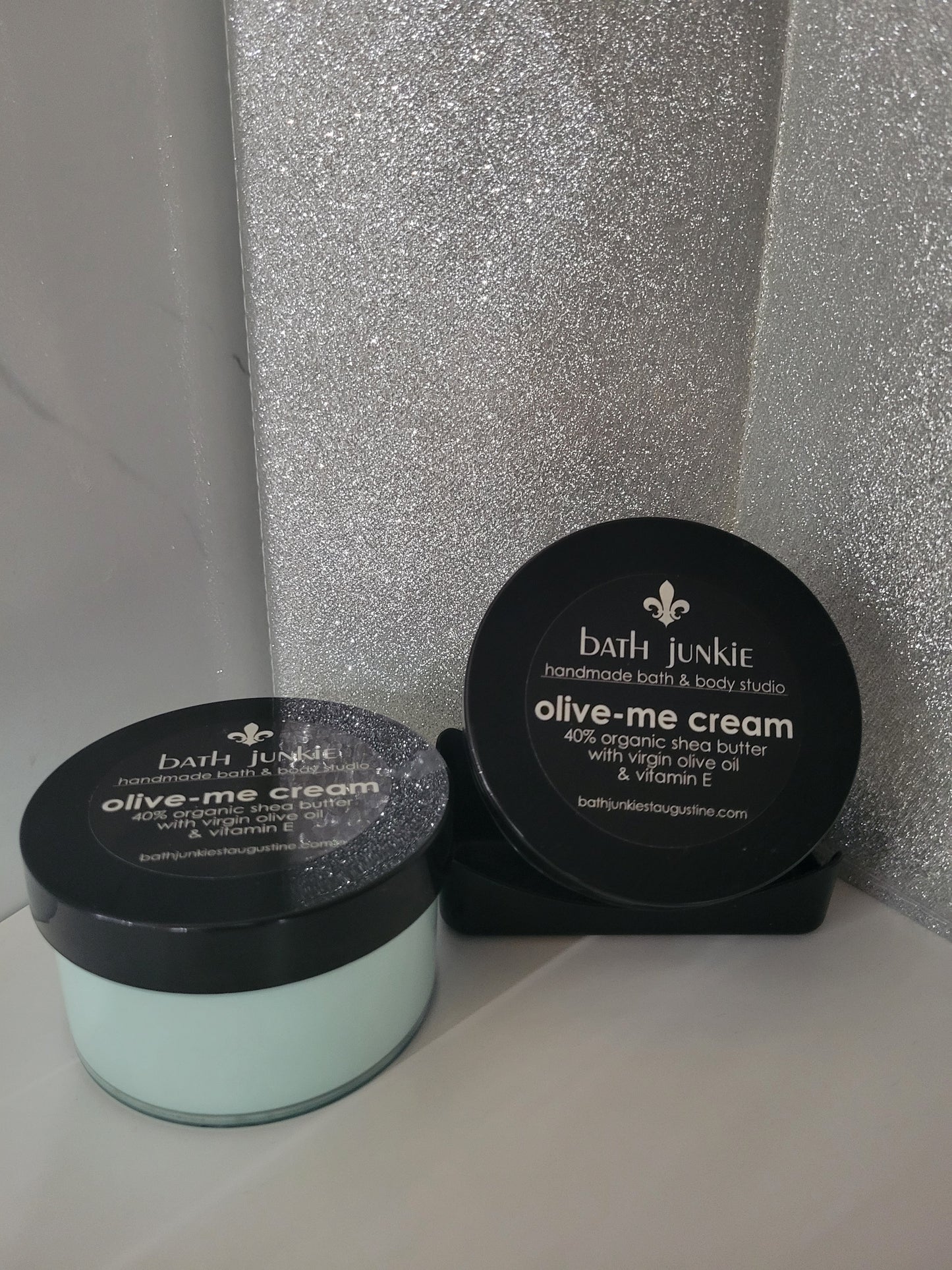 olive-me cream